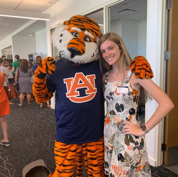 Meet your Posher, Emma - Picture 1 of 1